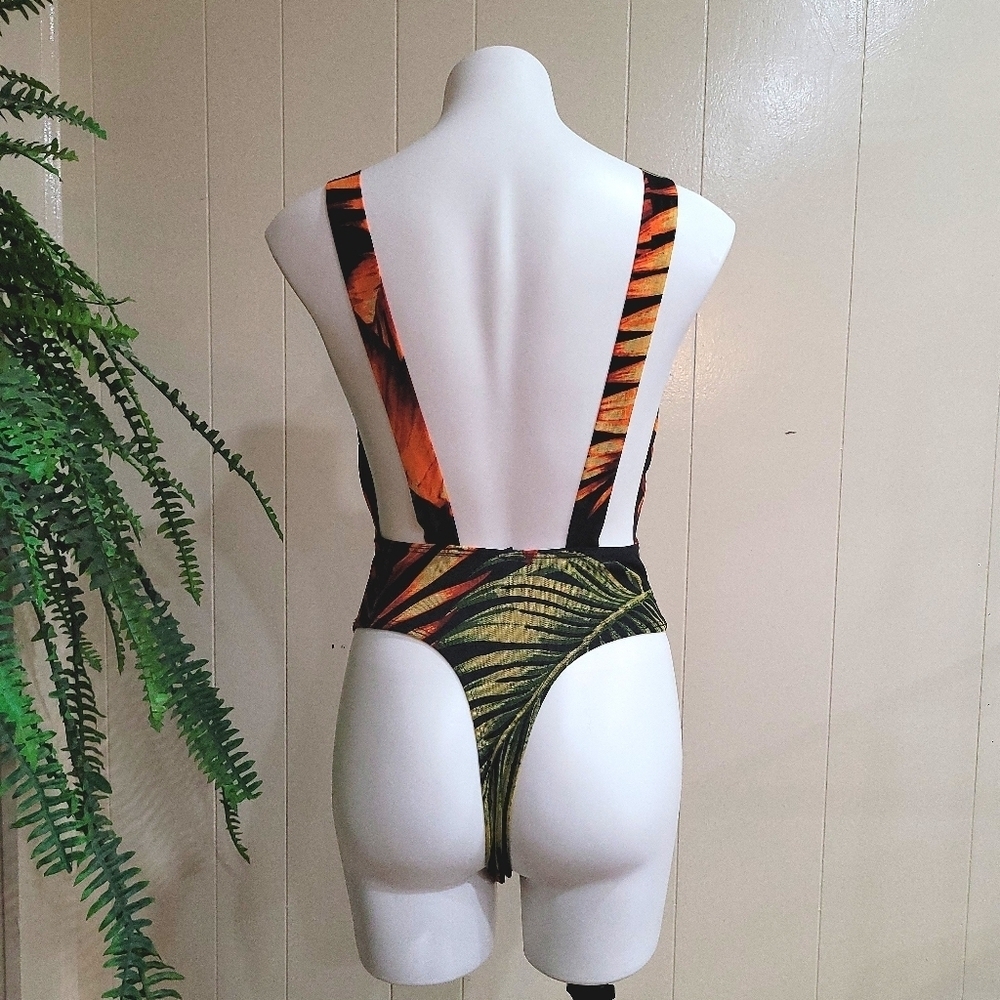 Sexy Windsor Deep Plunge Monokini Tropical Print Small Bodysuit Vacation Summer - Picture 5 of 8